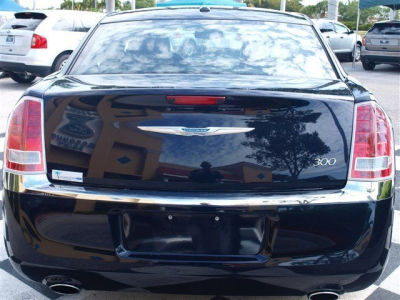 2012 Chrysler 300  Limited
