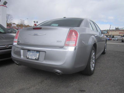 2011 Chrysler 300  Limited