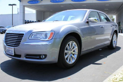 2011 Chrysler 300  Limited