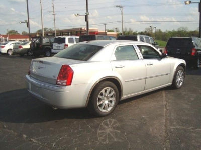 2010 Chrysler 300  300C Hemi
