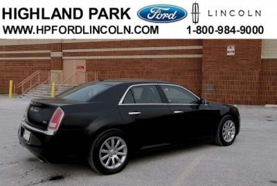 2012 Chrysler 300  Limited