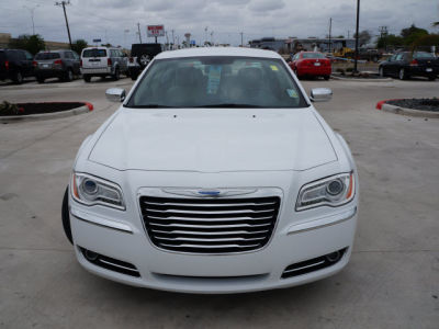 2012 Chrysler 300  Limited