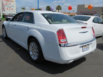 2012 Chrysler 300  Limited