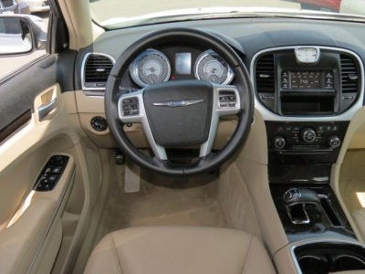 2012 Chrysler 300  Limited