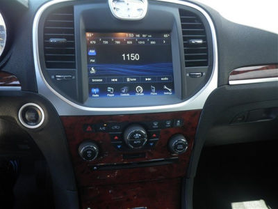 2012 Chrysler 300  Limited