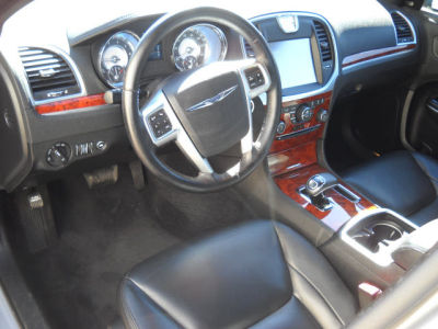 2012 Chrysler 300  Limited
