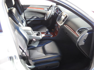 2012 Chrysler 300  Limited