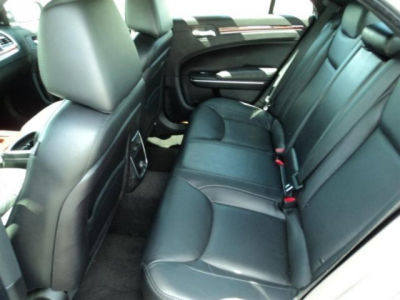 2012 Chrysler 300  Limited