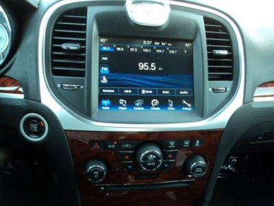 2012 Chrysler 300  Limited