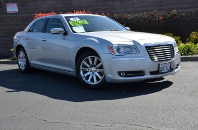 2012 Chrysler 300  Limited