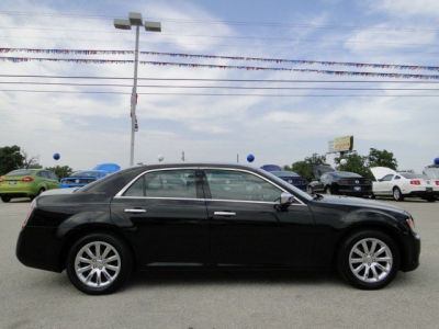 2012 Chrysler 300  Limited