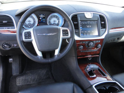 2012 Chrysler 300  Limited