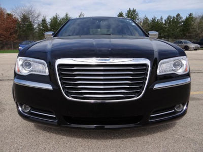 2012 Chrysler 300  Limited