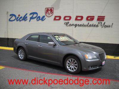 2012 Chrysler 300  Limited