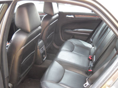 2012 Chrysler 300  Limited