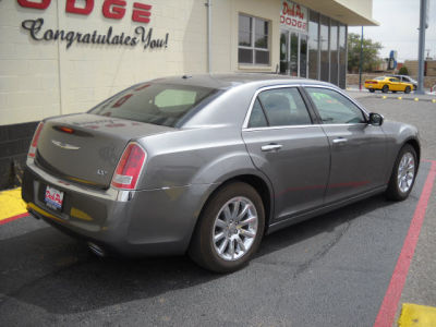 2012 Chrysler 300  Limited