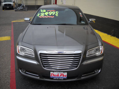 2012 Chrysler 300  Limited
