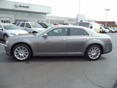 2011 Chrysler 300  Limited