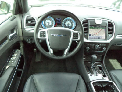 2011 Chrysler 300  Limited