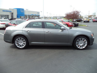 2011 Chrysler 300  Limited