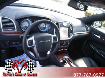 2012 Chrysler 300  Limited