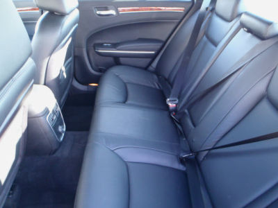 2012 Chrysler 300  Limited