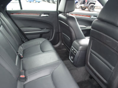 2012 Chrysler 300  Limited