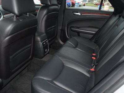 2012 Chrysler 300  Limited