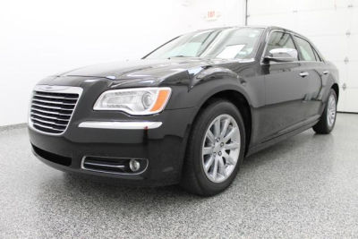 2012 Chrysler 300  Limited