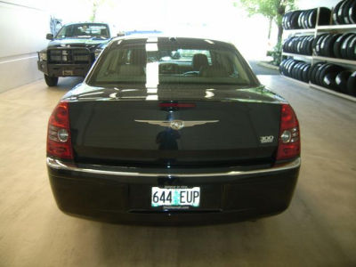 2010 Chrysler 300  Limited