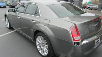 2011 Chrysler 300  Limited