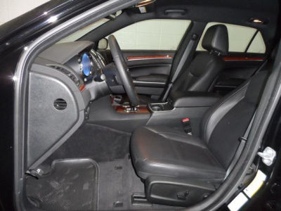 2013 Chrysler 300  Base