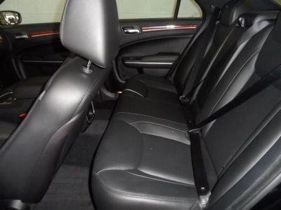 2013 Chrysler 300  Base