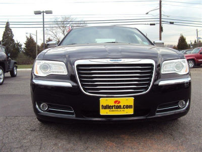2012 Chrysler 300  Limited