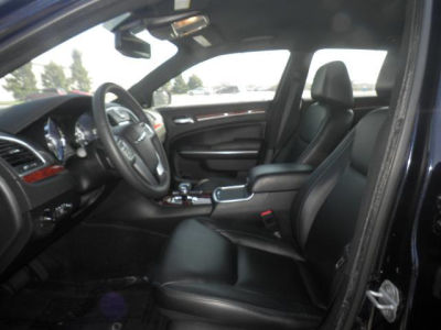 2012 Chrysler 300  Limited