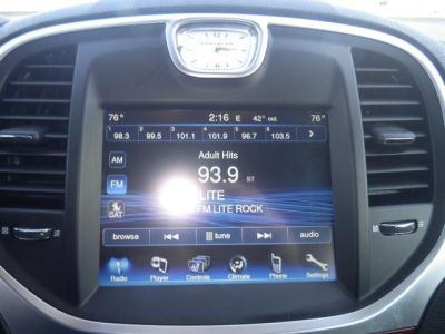 2012 Chrysler 300  Limited