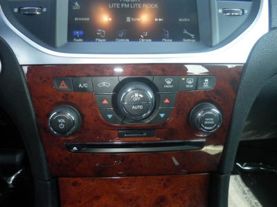 2012 Chrysler 300  Limited