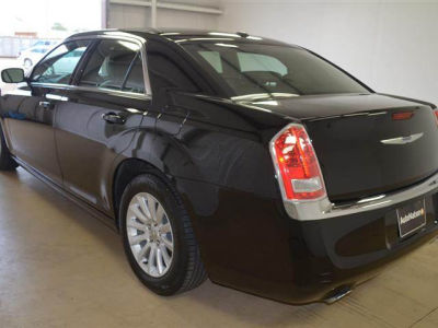 2013 Chrysler 300  Base