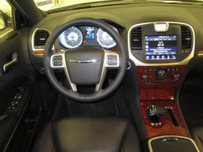 2012 Chrysler 300  Limited