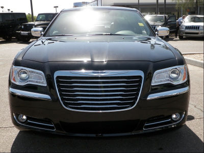 2012 Chrysler 300  Limited