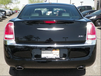2012 Chrysler 300  Limited