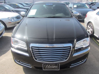 2012 Chrysler 300  Limited