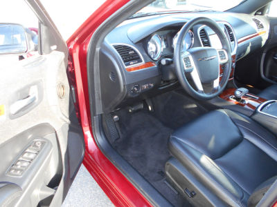 2012 Chrysler 300  Limited