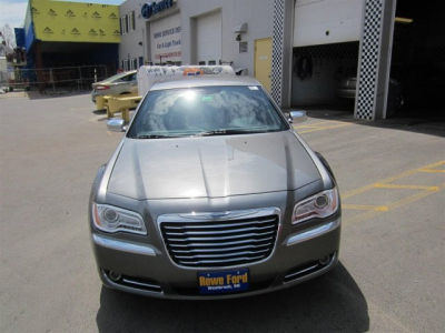 2012 Chrysler 300  Limited
