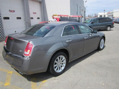 2012 Chrysler 300  Limited
