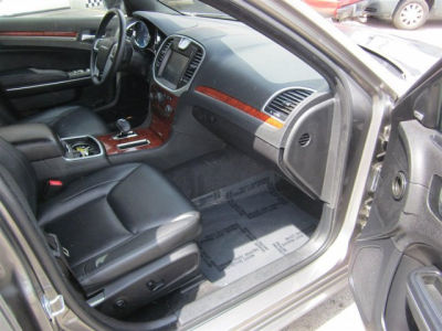 2012 Chrysler 300  Limited