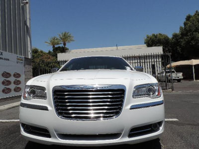 2012 Chrysler 300  Limited