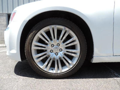 2012 Chrysler 300  Limited