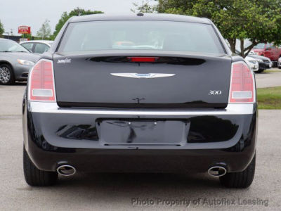 2011 Chrysler 300  Limited