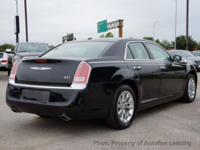 2011 Chrysler 300  Limited